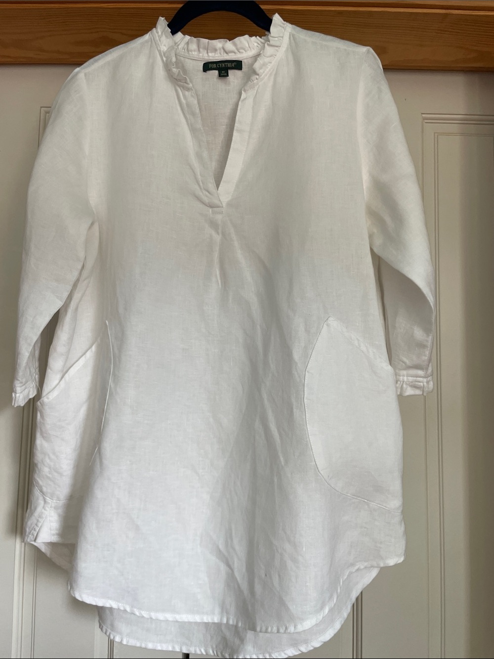 For Cynthia White Linen Ruffle V-Neck Tunic with Patch Pockets Size Medium - Picture 7 of 11